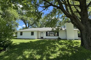 Photo of 3100 Harris Drive Joliet IL 60431