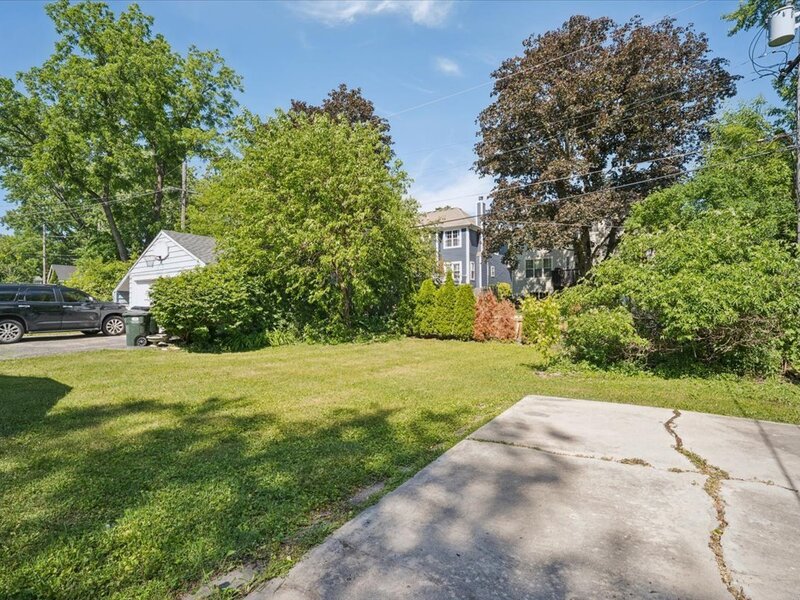 735 Prairie Avenue Barrington IL 60010