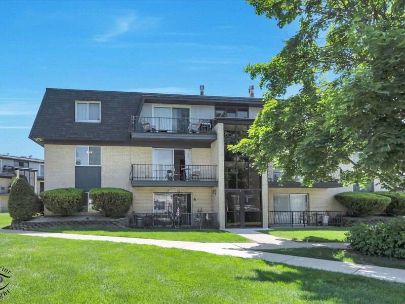 11124 S 84th Avenue Palos Hills IL 60465