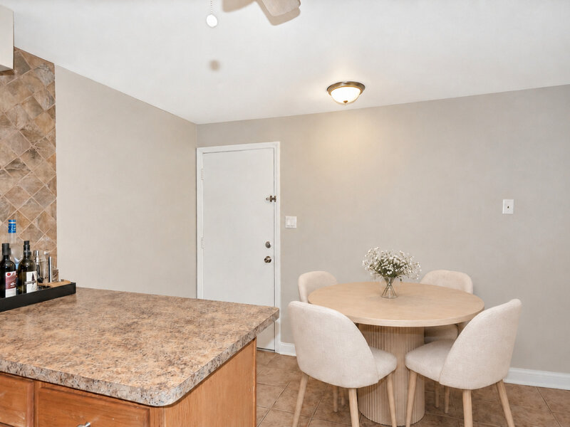 11124 S 84th Avenue Palos Hills IL 60465
