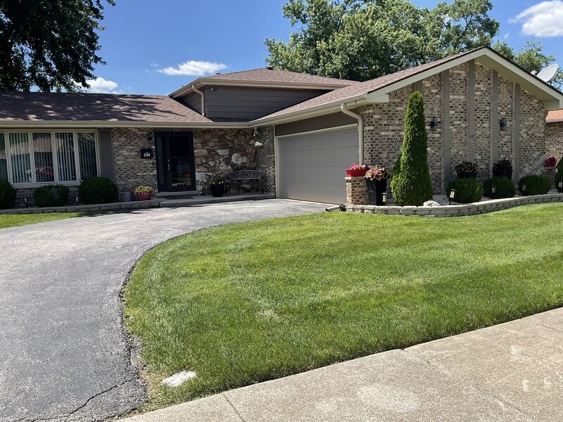 246 S Ingleside Avenue Glenwood IL 60425