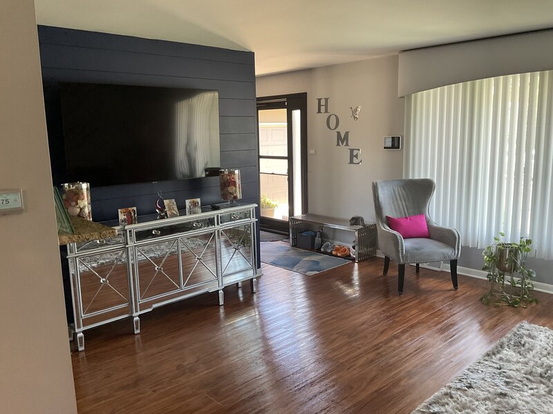 246 S Ingleside Avenue Glenwood IL 60425