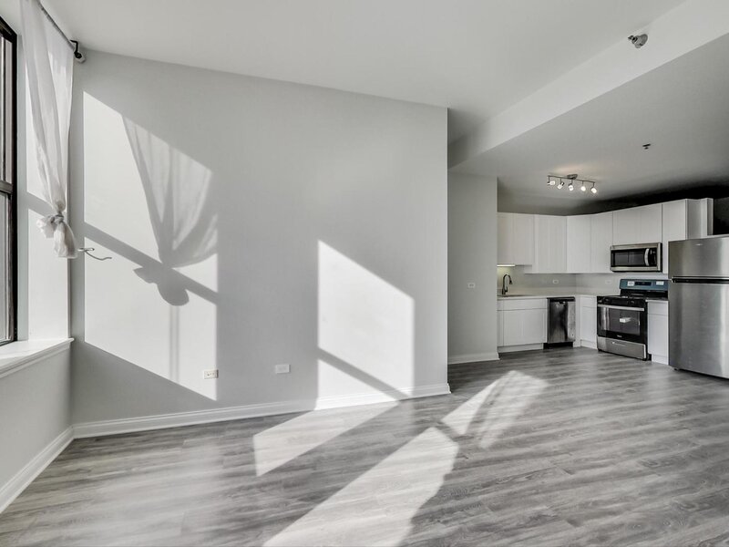 8 W Monroe Street Chicago IL 60603