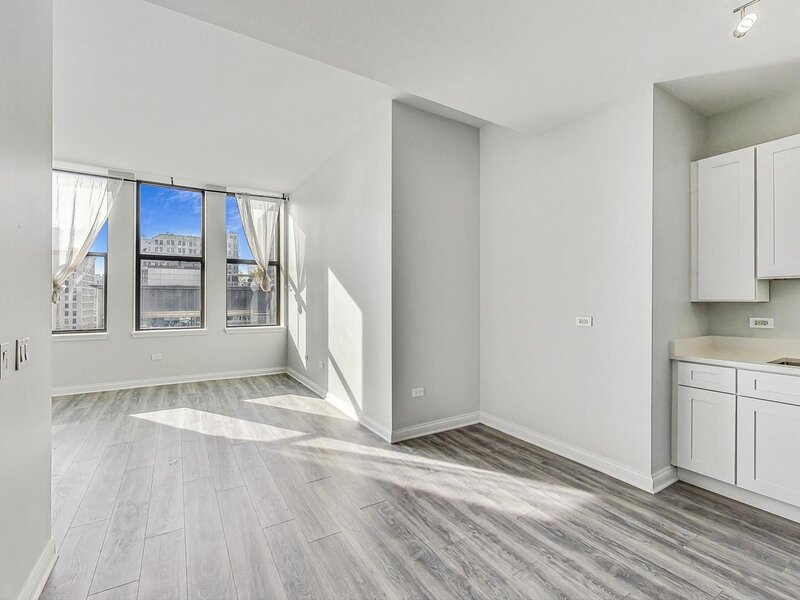 8 W Monroe Street Chicago IL 60603