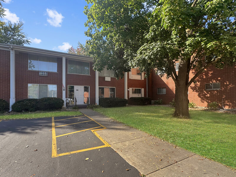 124 N Whistler Avenue Freeport IL 61032