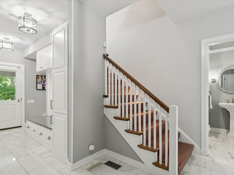 1177 Edgewood Road Lake Forest IL 60045