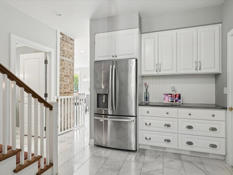 1177 Edgewood Road Lake Forest IL 60045