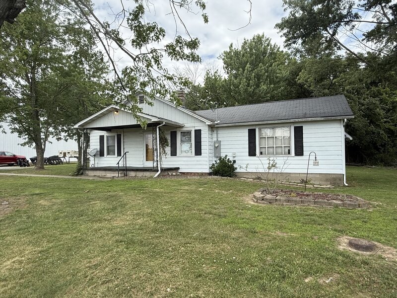 810 W Longstreet Road Marion IL 62959