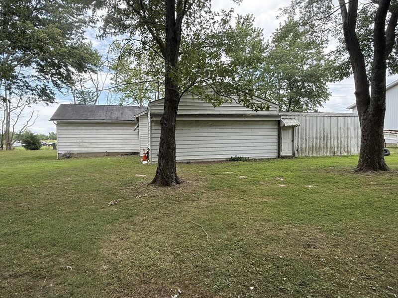 810 W Longstreet Road Marion IL 62959