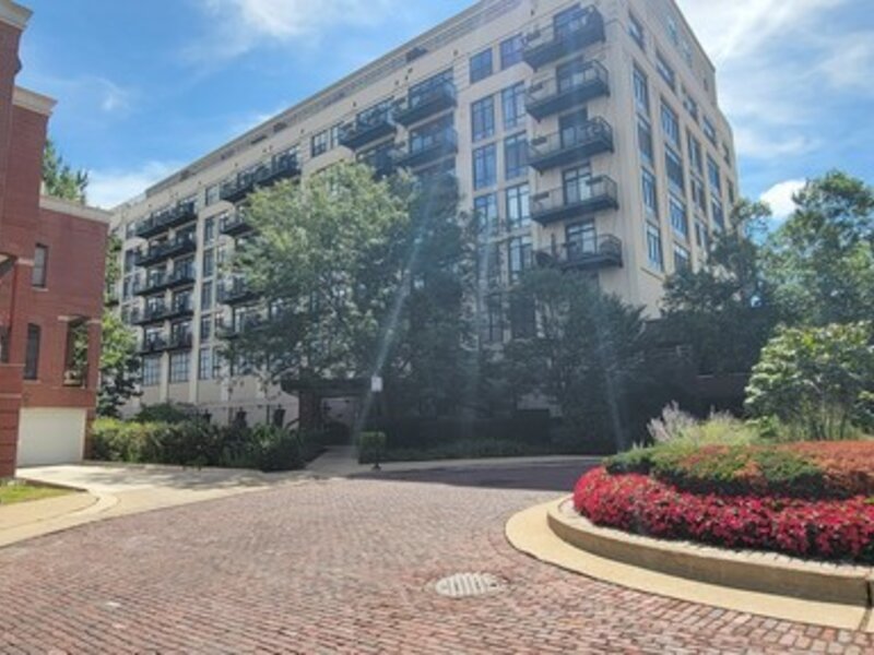 1525 S Sangamon Street Chicago IL 60608