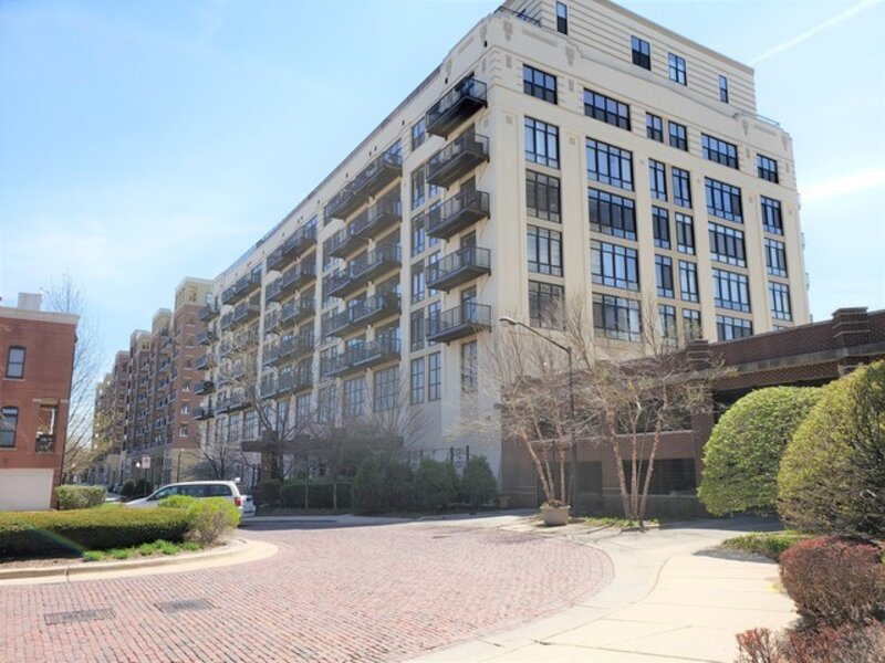 1525 S Sangamon Street Chicago IL 60608