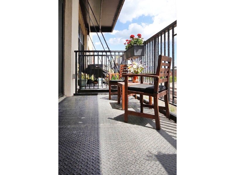 1525 S Sangamon Street Chicago IL 60608