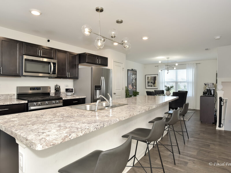 3834 Gansett Parkway Elgin IL 60124