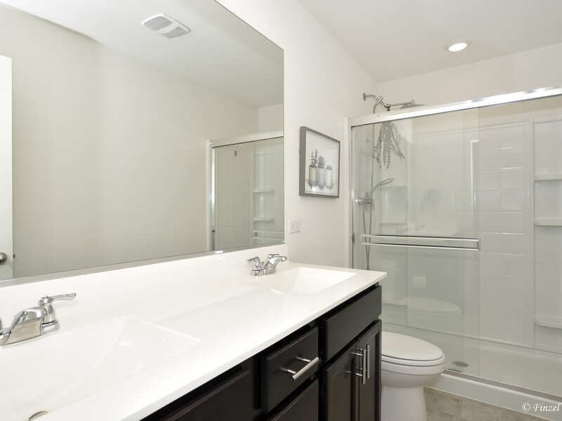 3834 Gansett Parkway Elgin IL 60124