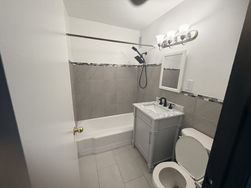 7337 S South Shore Drive Chicago IL 60649