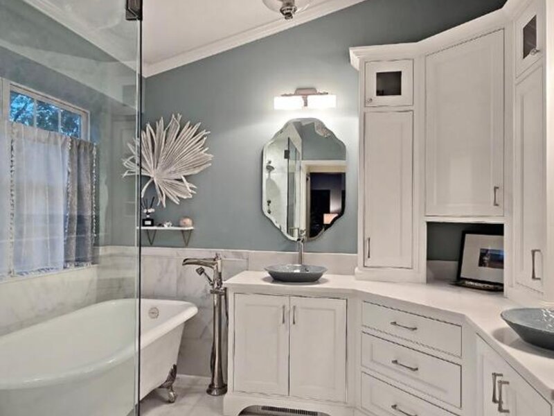 1965 S Finch Court Libertyville IL 60048
