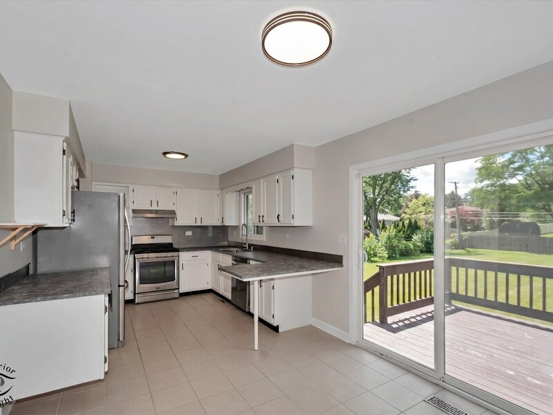 2 Euclid Avenue Glen Ellyn IL 60137