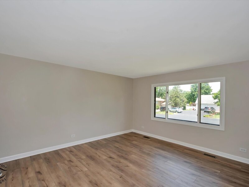2 Euclid Avenue Glen Ellyn IL 60137
