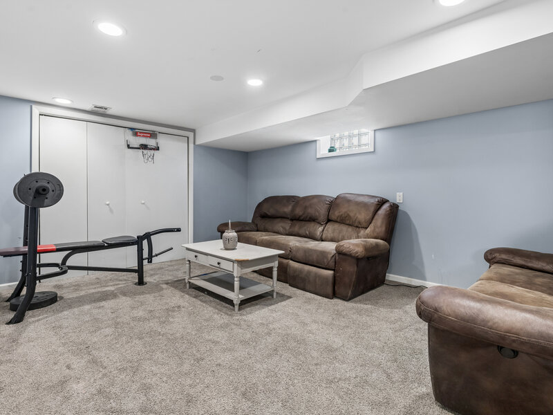 7738 W Clarence Avenue Chicago IL 60631