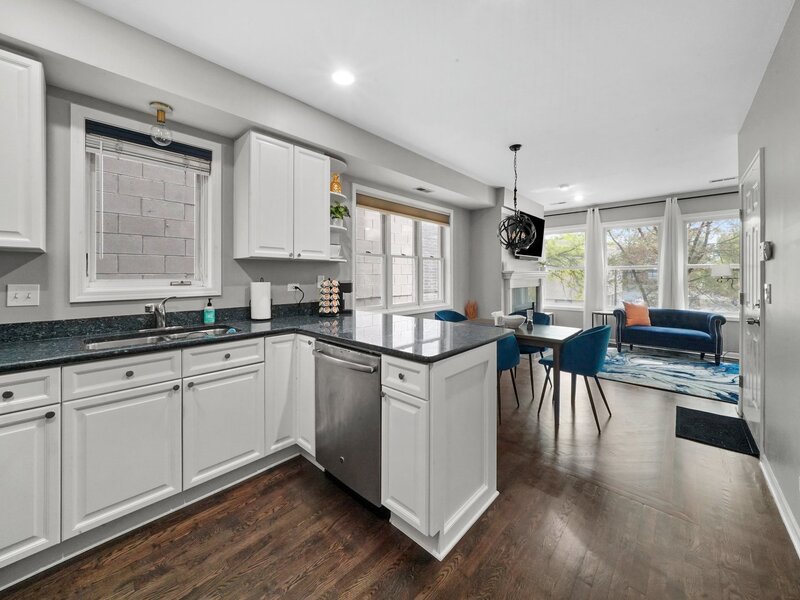 922 N Wood Street Chicago IL 60622