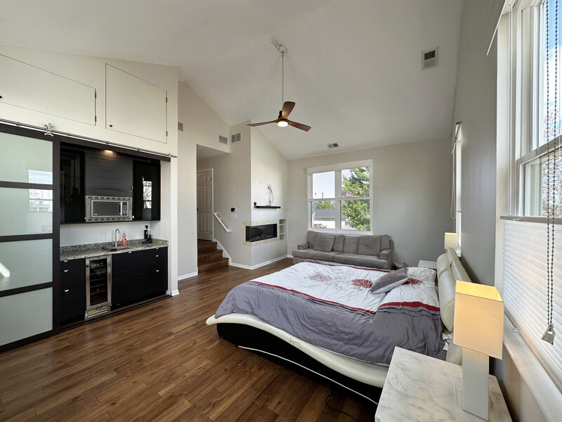 4249 N Kolmar Avenue Chicago IL 60641
