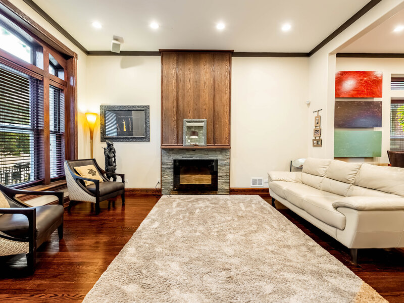 4126 S Lake Park Avenue Chicago IL 60653