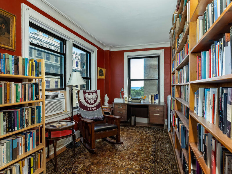 1755 E 55th Street Chicago IL 60615
