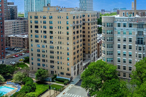 Photo of 1755 E 55th Street Chicago IL 60615 Unit 901