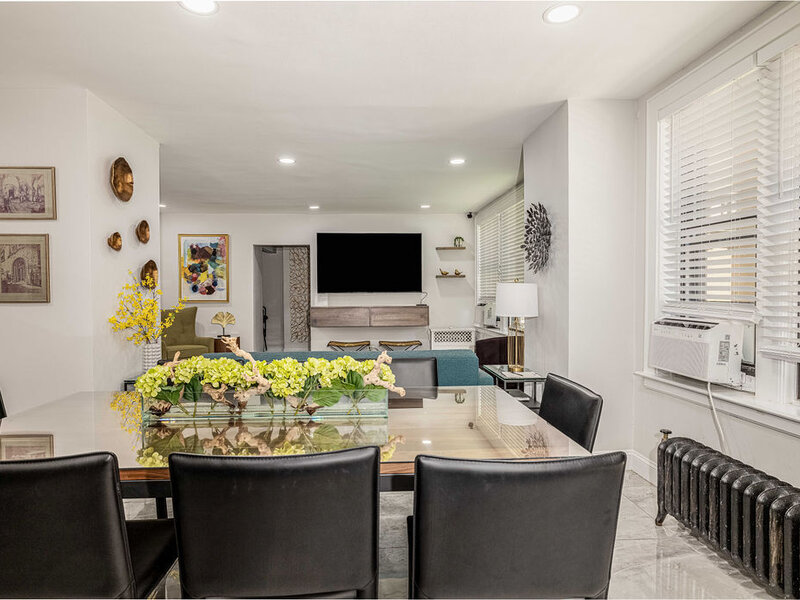 1755 E 55th Street Chicago IL 60615