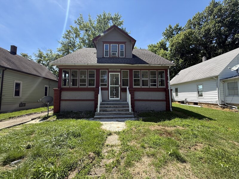 1355 S 7th Avenue Kankakee IL 60901