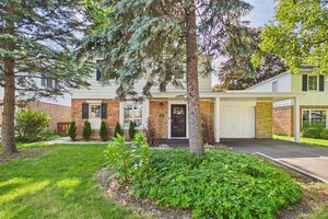 Photo of 530 S Dryden Place Arlington Heights IL 60005