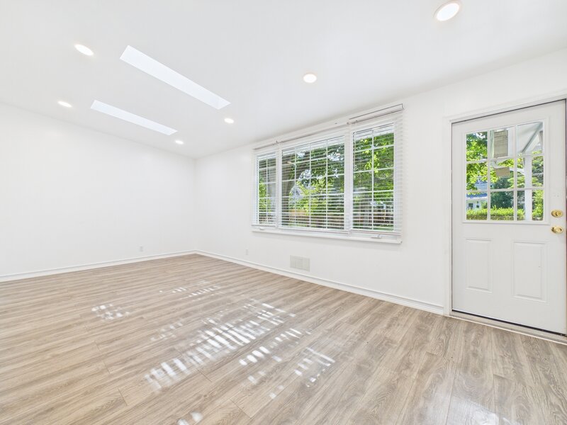 530 S Dryden Place Arlington Heights IL 60005