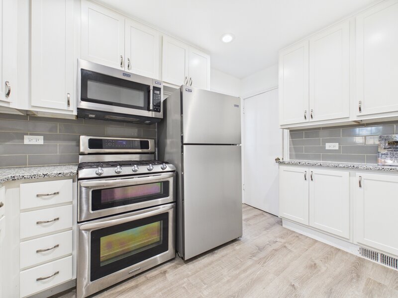 530 S Dryden Place Arlington Heights IL 60005