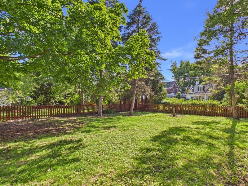530 S Dryden Place Arlington Heights IL 60005