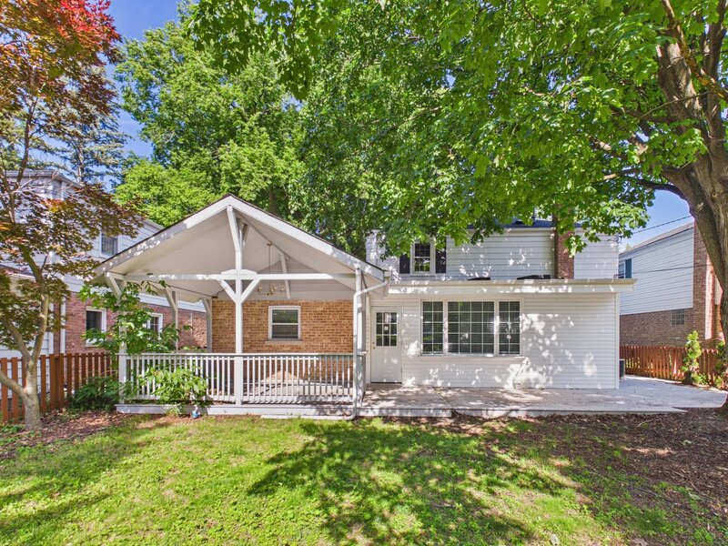 530 S Dryden Place Arlington Heights IL 60005