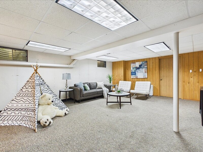 551 Roosevelt Court Grayslake IL 60030