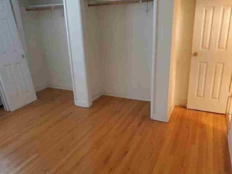 7123 N Damen Avenue Chicago IL 60645