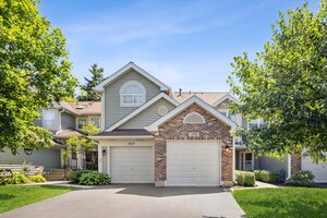 Photo of 1375 Ridgefield Circle Carol Stream IL 60188 Unit 1375