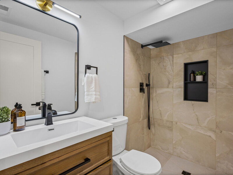433 E 46th Place Chicago IL 60653