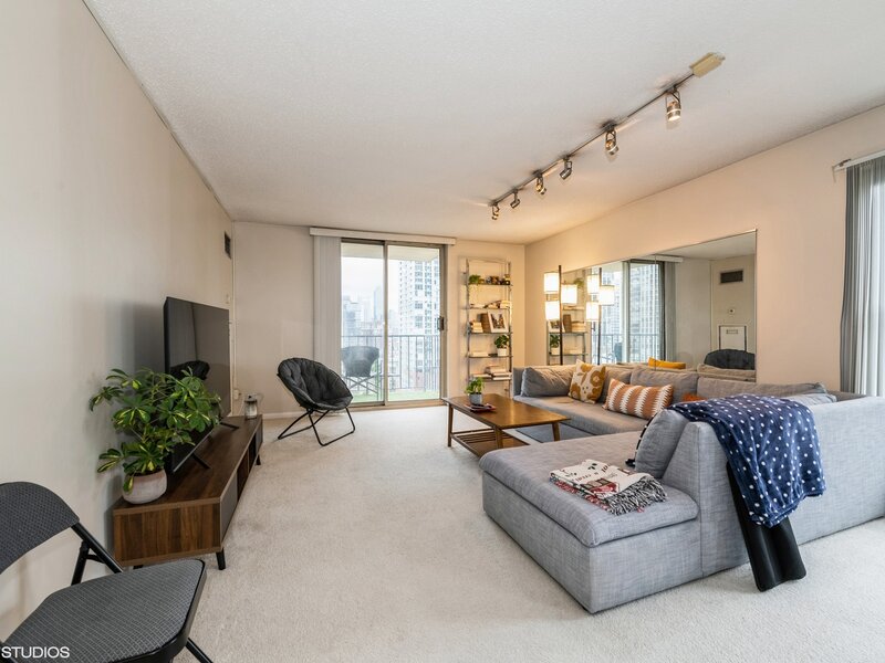 1212 N La Salle Drive Chicago IL 60610
