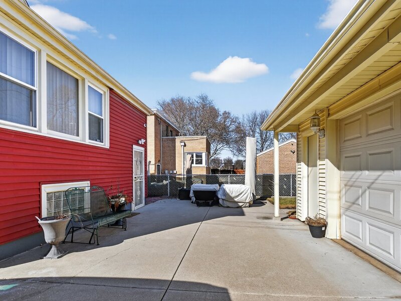 8407 S Wolcott Avenue Chicago IL 60620