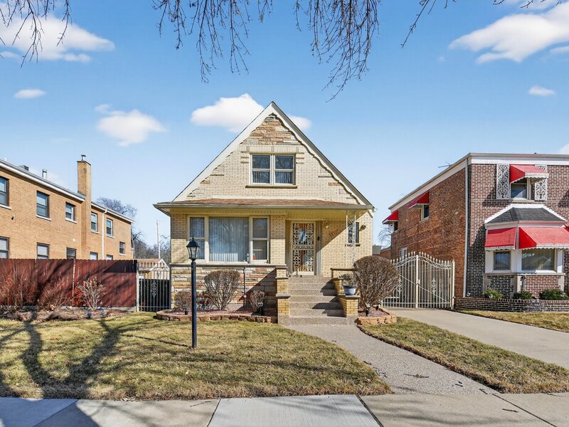 8407 S Wolcott Avenue Chicago IL 60620