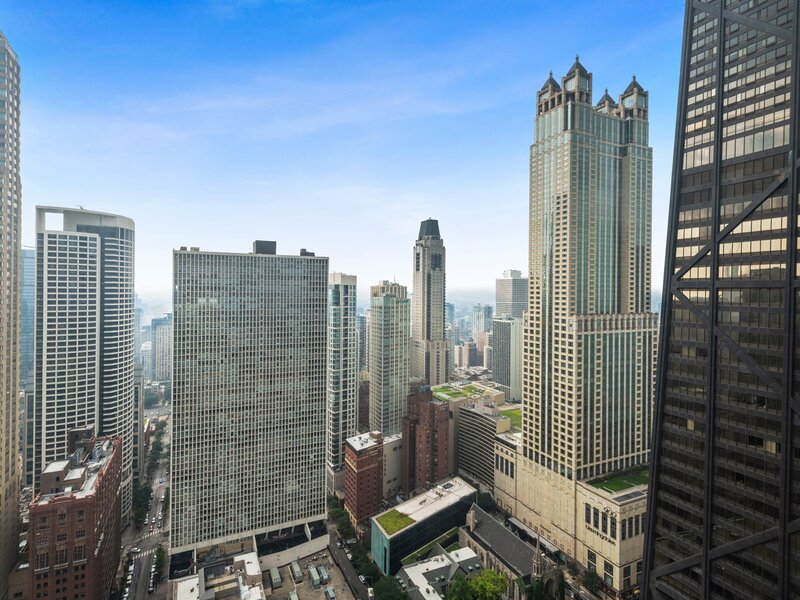 180 E Pearson Street Chicago IL 60611