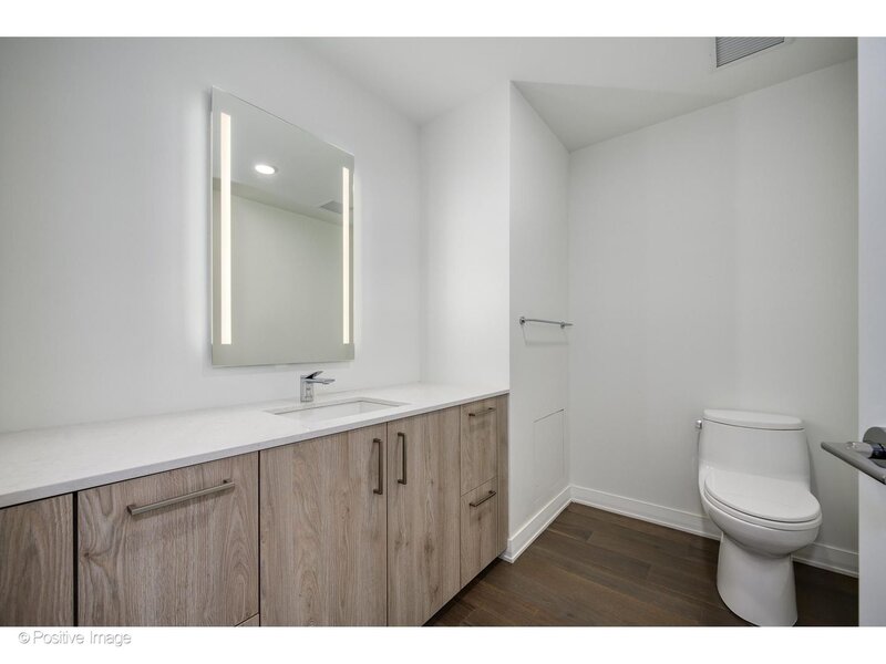 211 N Harbor Drive Chicago IL 60601