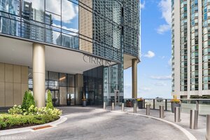 Photo of 211 N Harbor Drive Chicago IL 60601