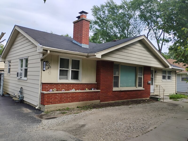234 N Butterfield Road Libertyville IL 60048