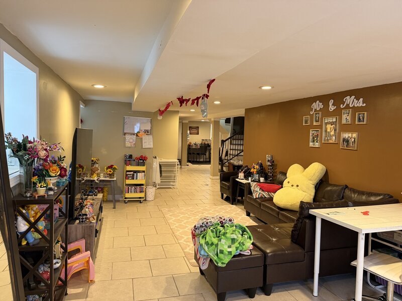 5528 W Henderson Street Chicago IL 60641