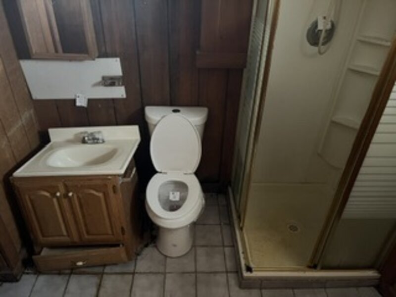 17724 Henry Street Lansing IL 60438