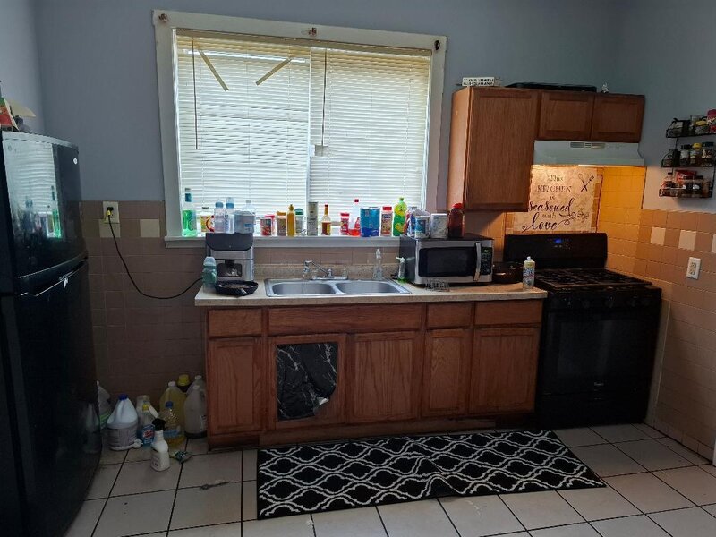 10941 S Wentworth Avenue Chicago IL 60628