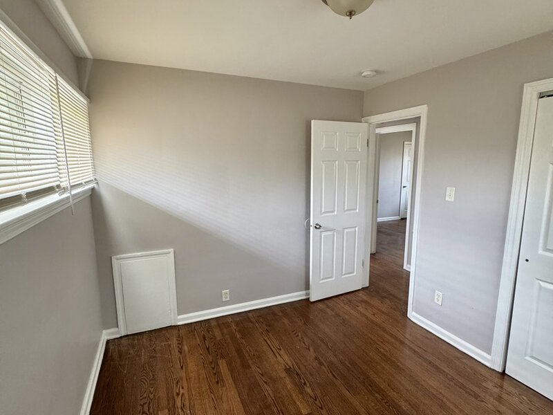 461 Clyde Avenue Calumet City IL 60409